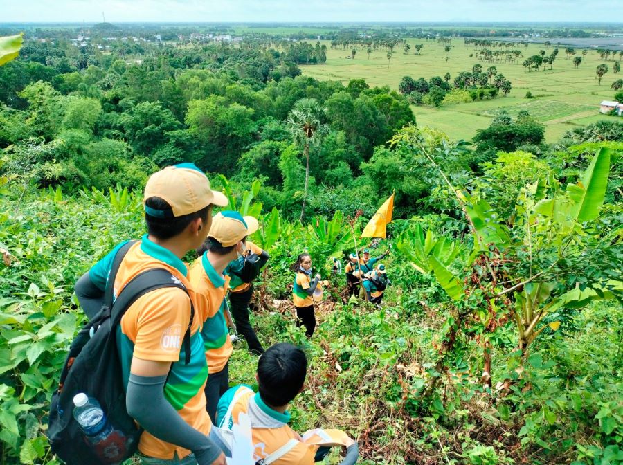 diem-den-du-lich-nui-cam-vien-ngoc-quy-trong-tour-mien-tay-2-ngay-1-dem-25