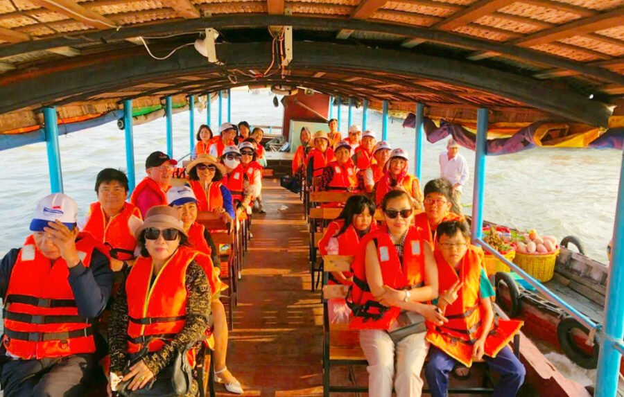 TOUR VIP 2N1Đ KHÁM PHÁ CHỢ NỔI CÁI RĂNG - TRẢI NGHIỆM TÂY ĐÔ ĐẬM ĐÀ BẢN SẮC