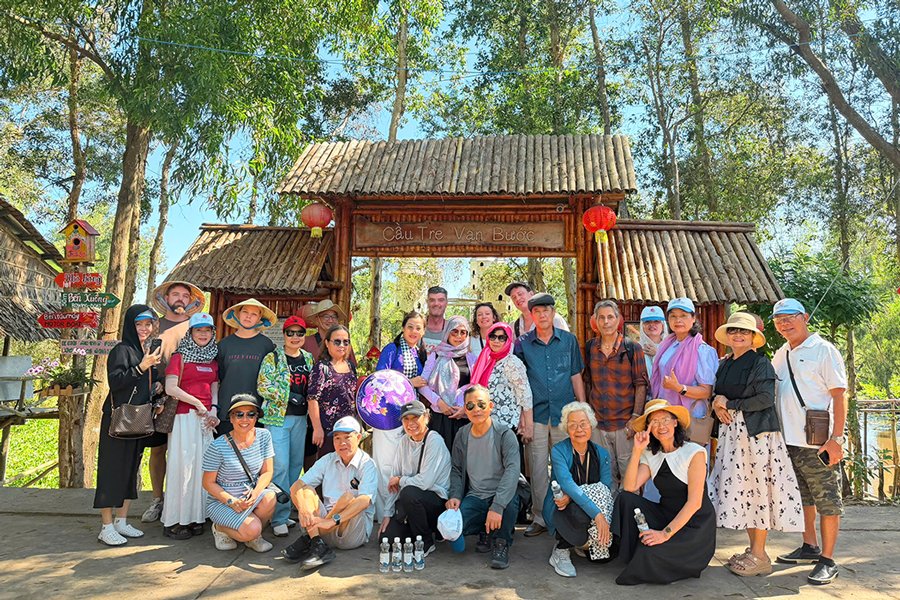 Tour Cần Thơ 3 Ngày 2 Đêm VIP: Khám Phá Trọn Vẹn Miền Tây