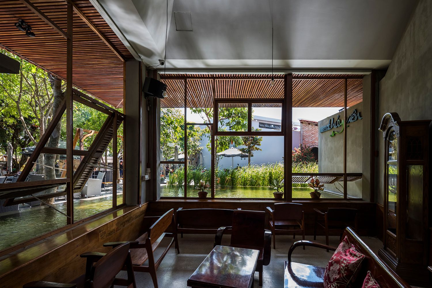 quán cà phê view sông tại Mỹ Tho - 2. River Chill Coffee