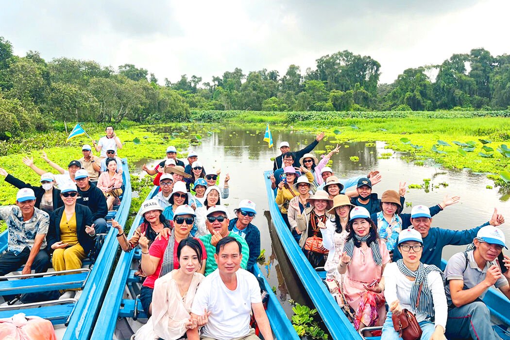 Tour Châu Đốc – Hà Tiên – Cần Thơ – Chợ Nổi Cái Răng 4 Ngày 3 Đêm